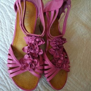 Heeled sandals refresh